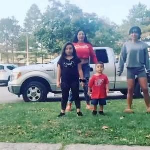 Meet your Posher, Gladys